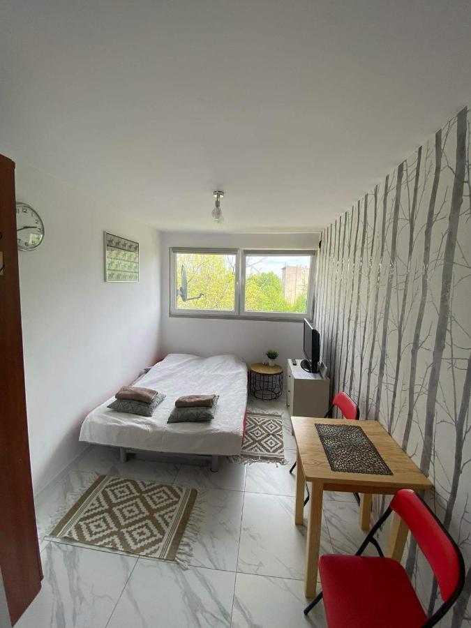 Night Host Robotnicza Apartamento Breslavia Exterior foto