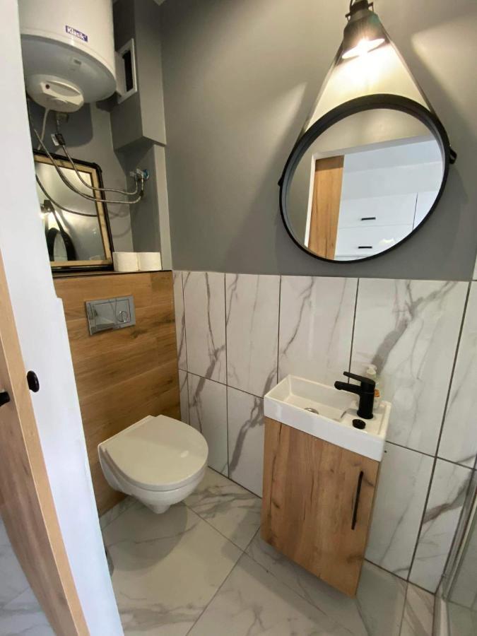 Night Host Robotnicza Apartamento Breslavia Exterior foto